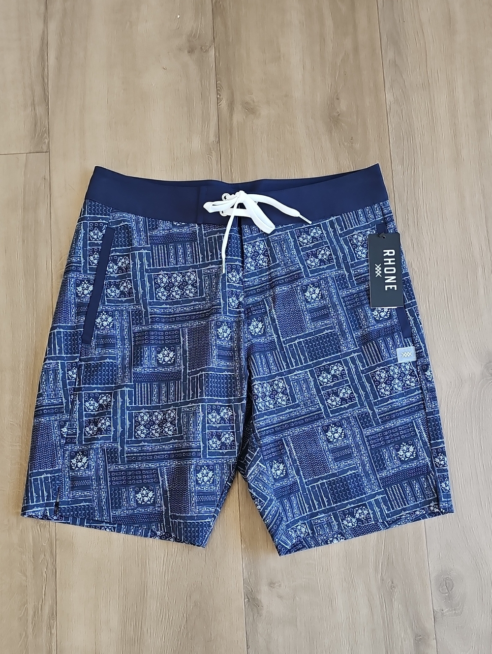 RHONE Point Break Board Shorts Size 30 Navy Bandana Print
